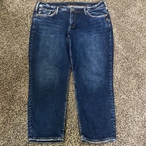 Silver Jeans Capris. Like new. Boyfriend fit.